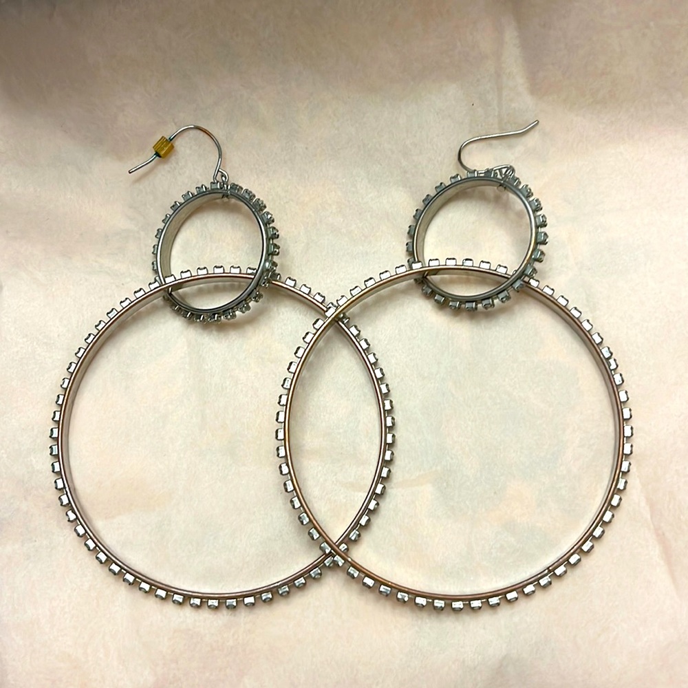 SALE!! GUESS LARGE HOOP EARRINGS 🔥🔥